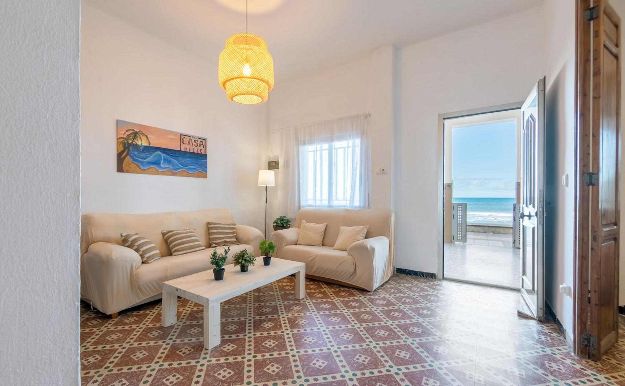 Beachfront House Piles Exterior foto